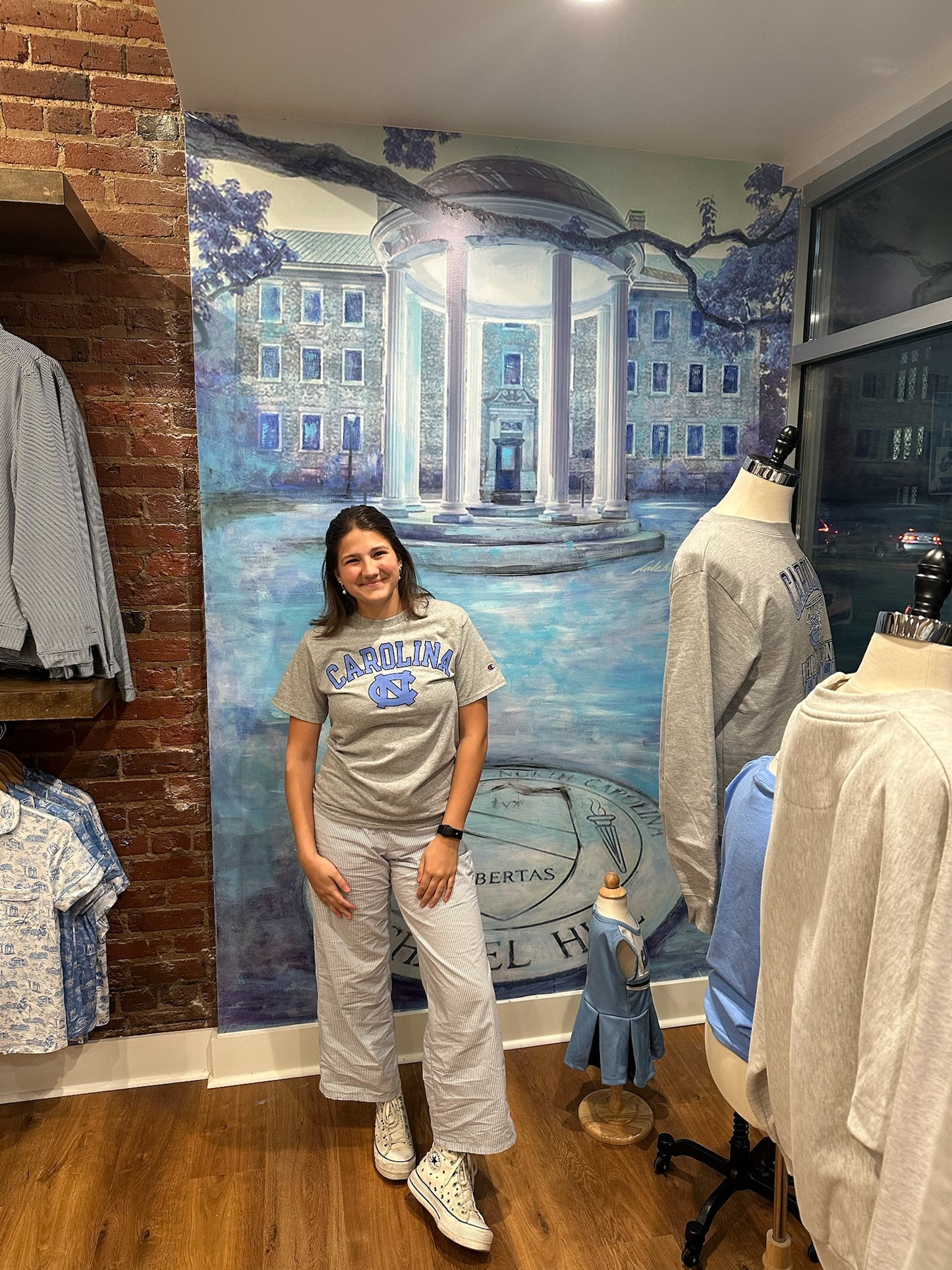 Tar Heels UNC Basic Grey Tee by Champion