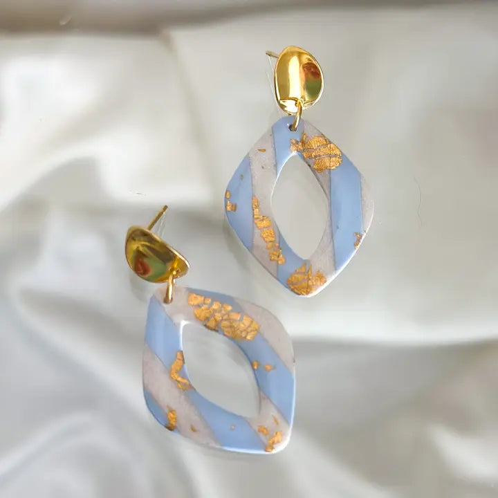 Jane Earrings - Detail View - AnnaBanana