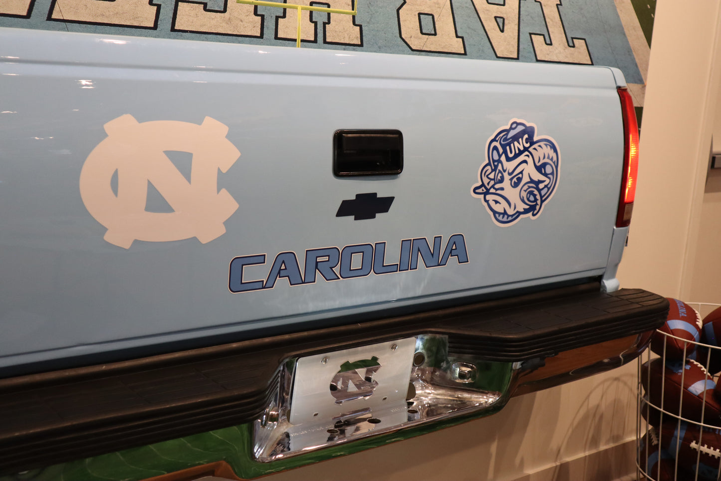 North Carolina Tar Heels Frosted Logo Front Auto Tag License Plate