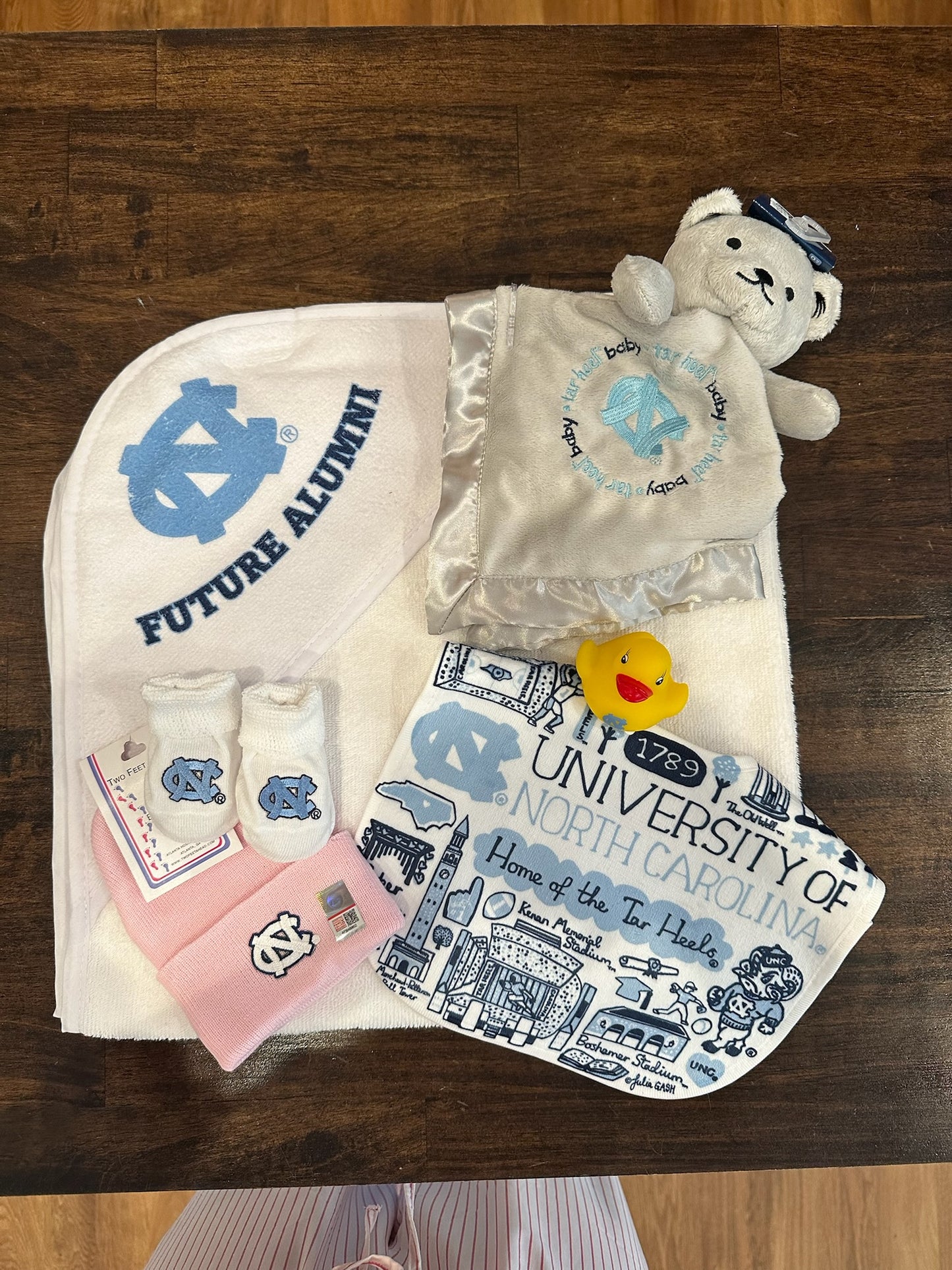 UNC It’s a Girl Gift Set for Tar Heel Baby Girls