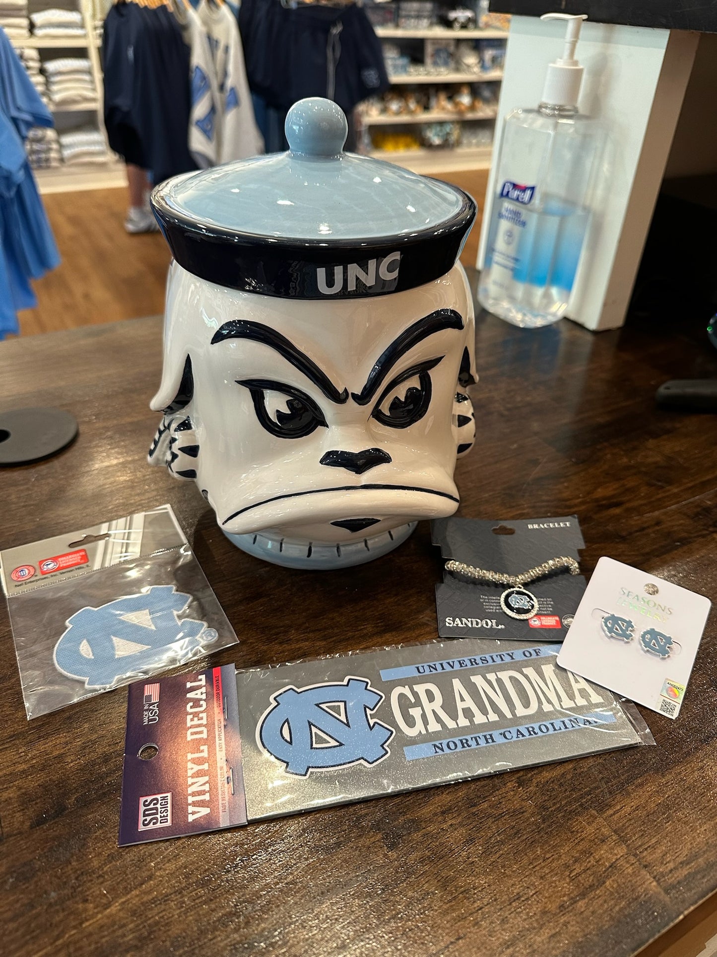 Carolina Tar Heels Grandma Gift Set