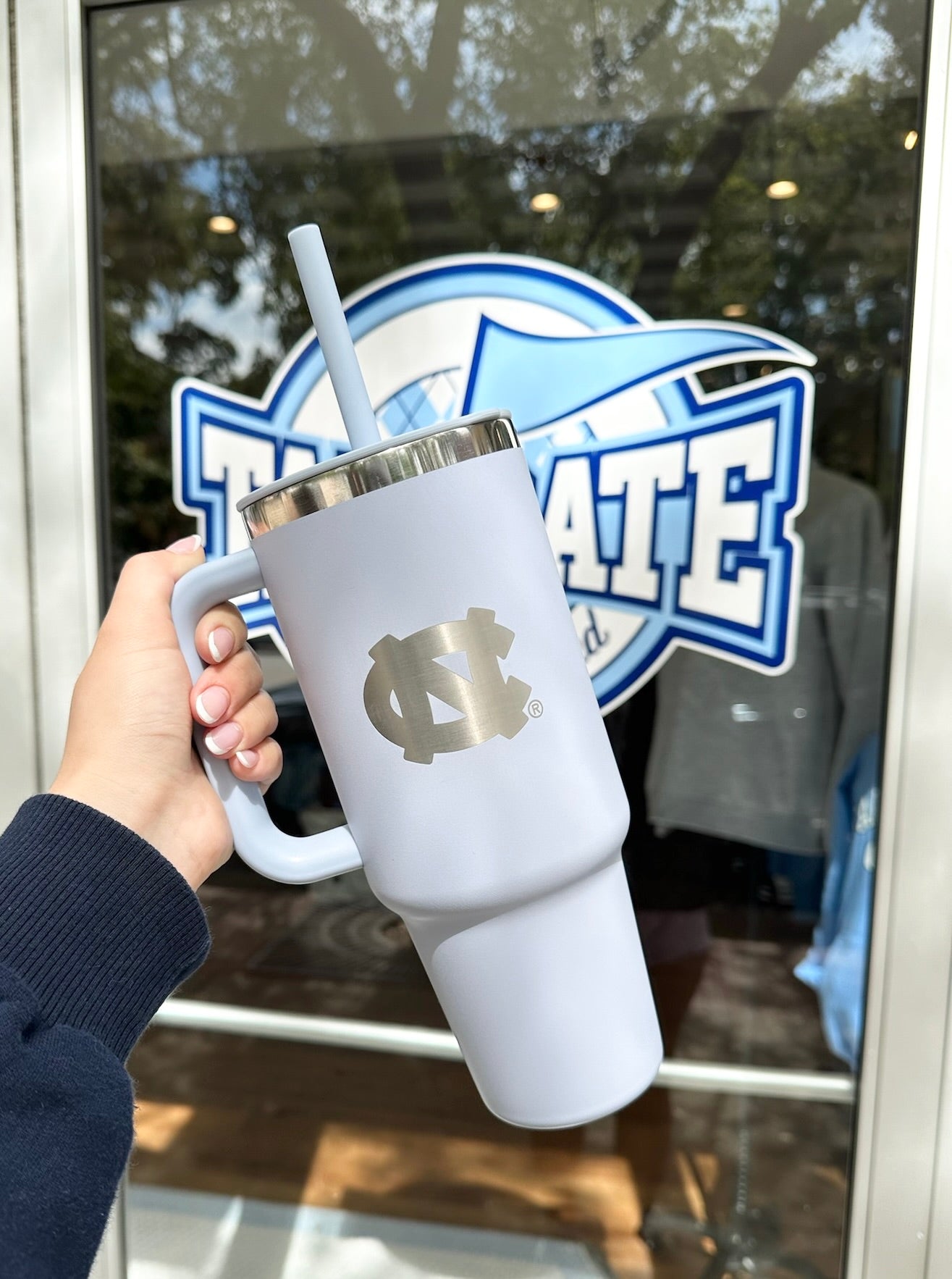 UNC Logo Light Blue Hydroflask Water Bottle 40 Oz