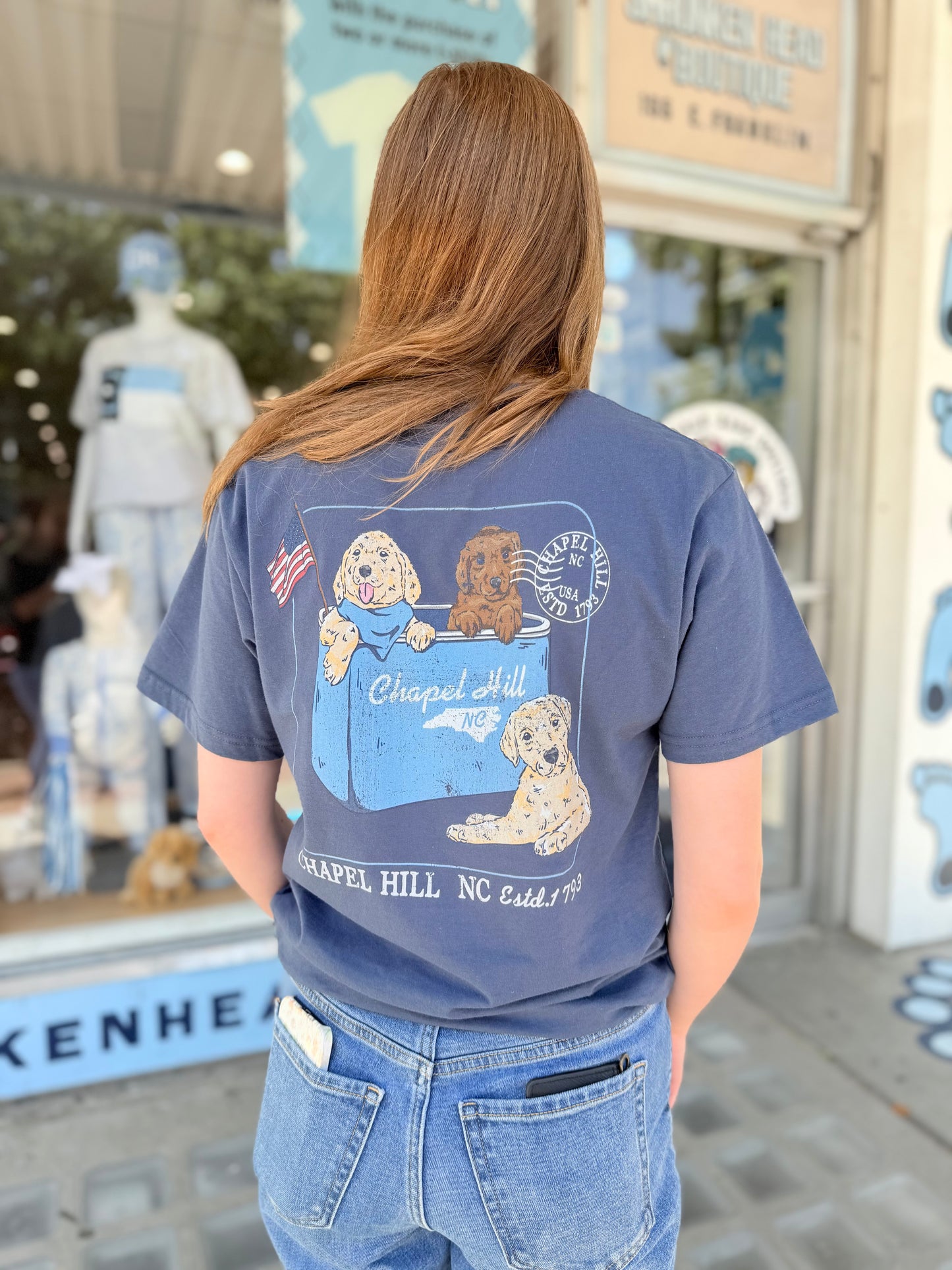 Chapel Hill Puppies in Cooler T-Shirt in Navy Blue