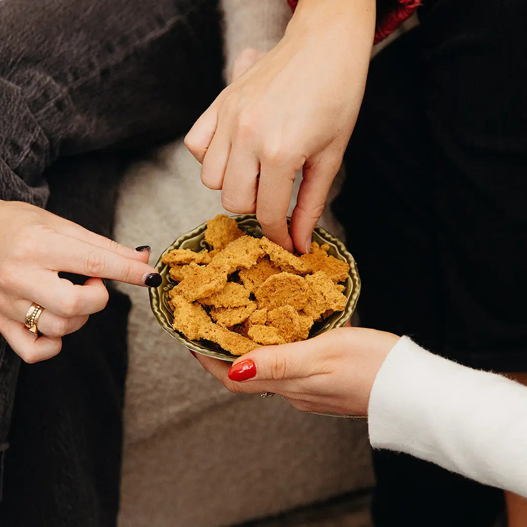 Spicy Chipotle Cheddar Baked Biscuit Bites