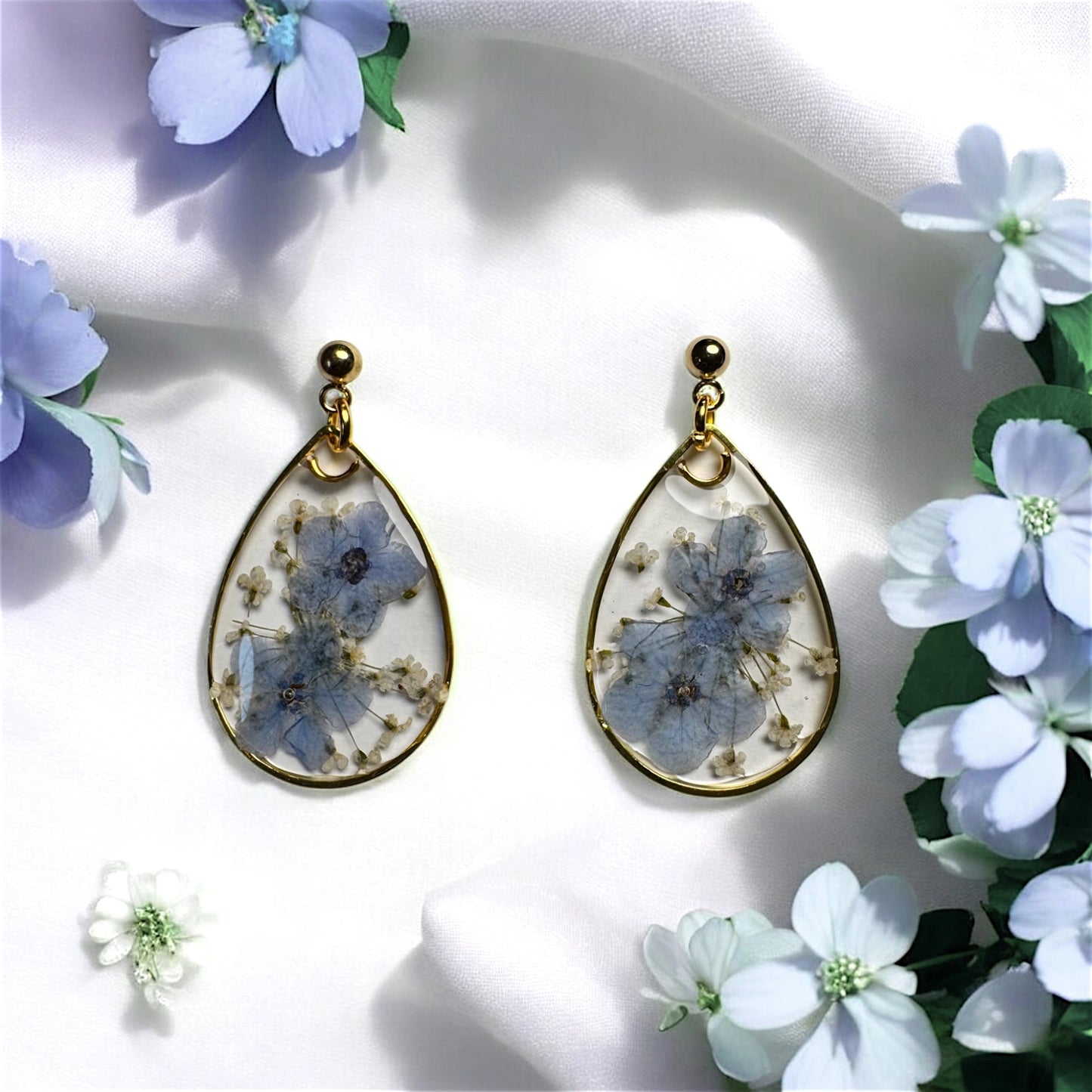Blue Forget-Me-Not Queen Anne's Lace Resin Teardrop Earrings