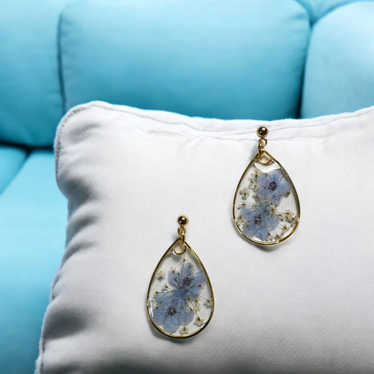 Blue Forget-Me-Not Queen Anne's Lace Resin Teardrop Earrings
