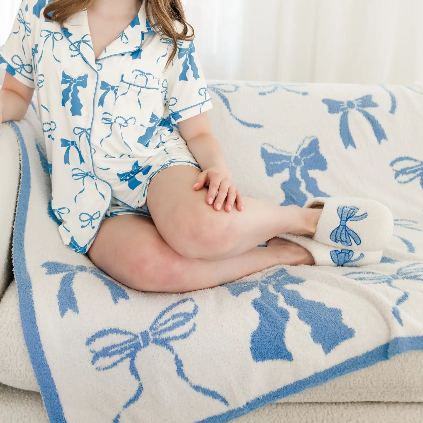 Carolina Blue and Cream Bows Short Sleeve Pajama Set