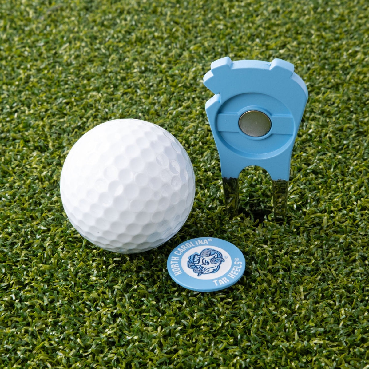 North Carolina Tar Heels Custom Shaped Divot Tool