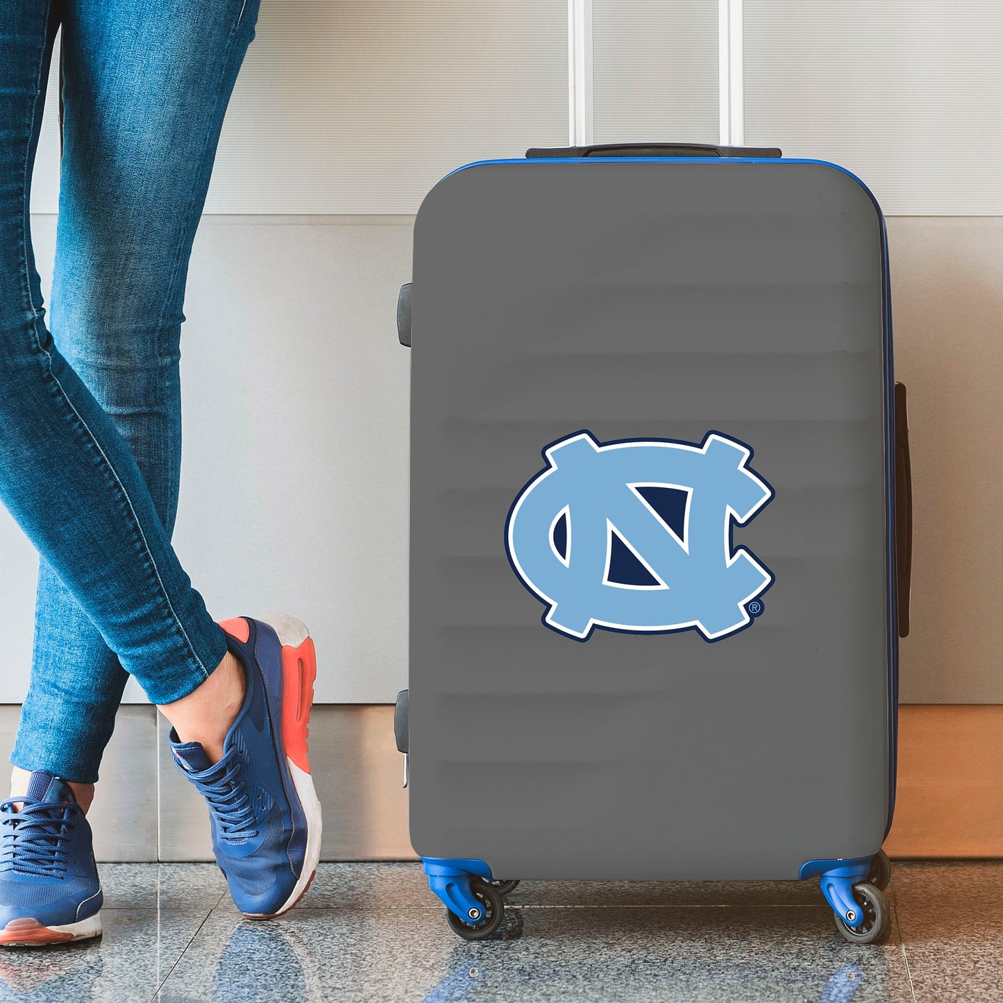North Carolina Tar Heels Large Decal with NC Logo by Fanmats
