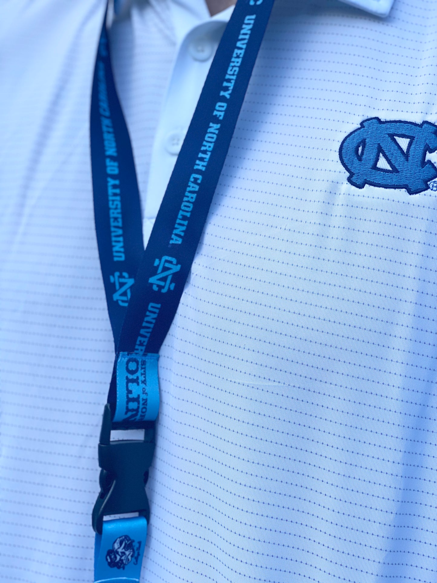 UNC Lanyard College Vault North Carolina Tar Heels Logos with Detachable Buckle Keychain