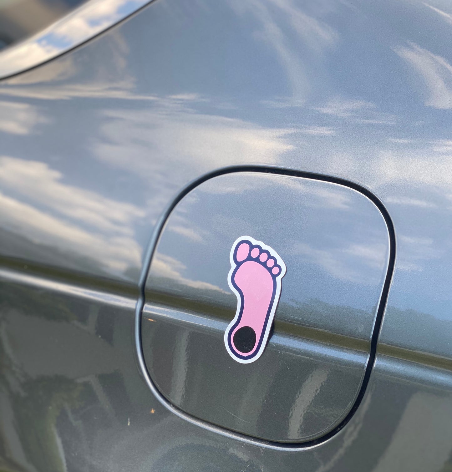 Pink Tar Heel Foot Magnet