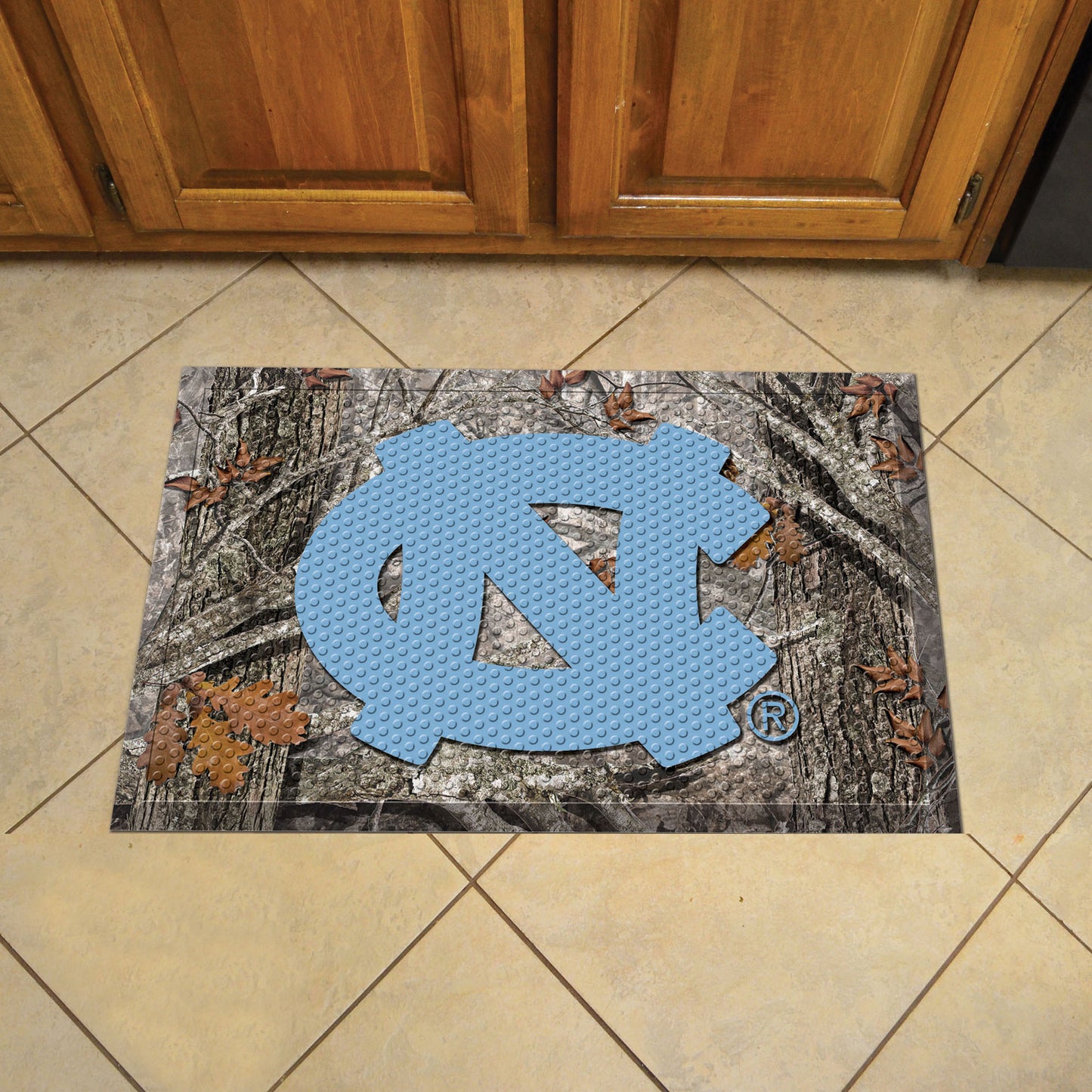 North Carolina Tar Heels Camo Scraper Mat with NC Logo by Fanmats