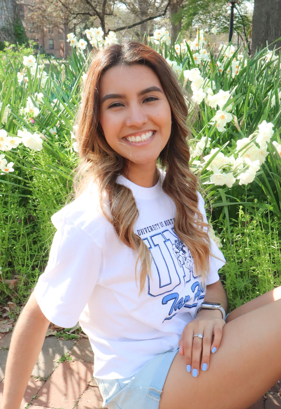 Vintage Rameses Crop Top White UNC Tar Heels Cropped T-Shirt
