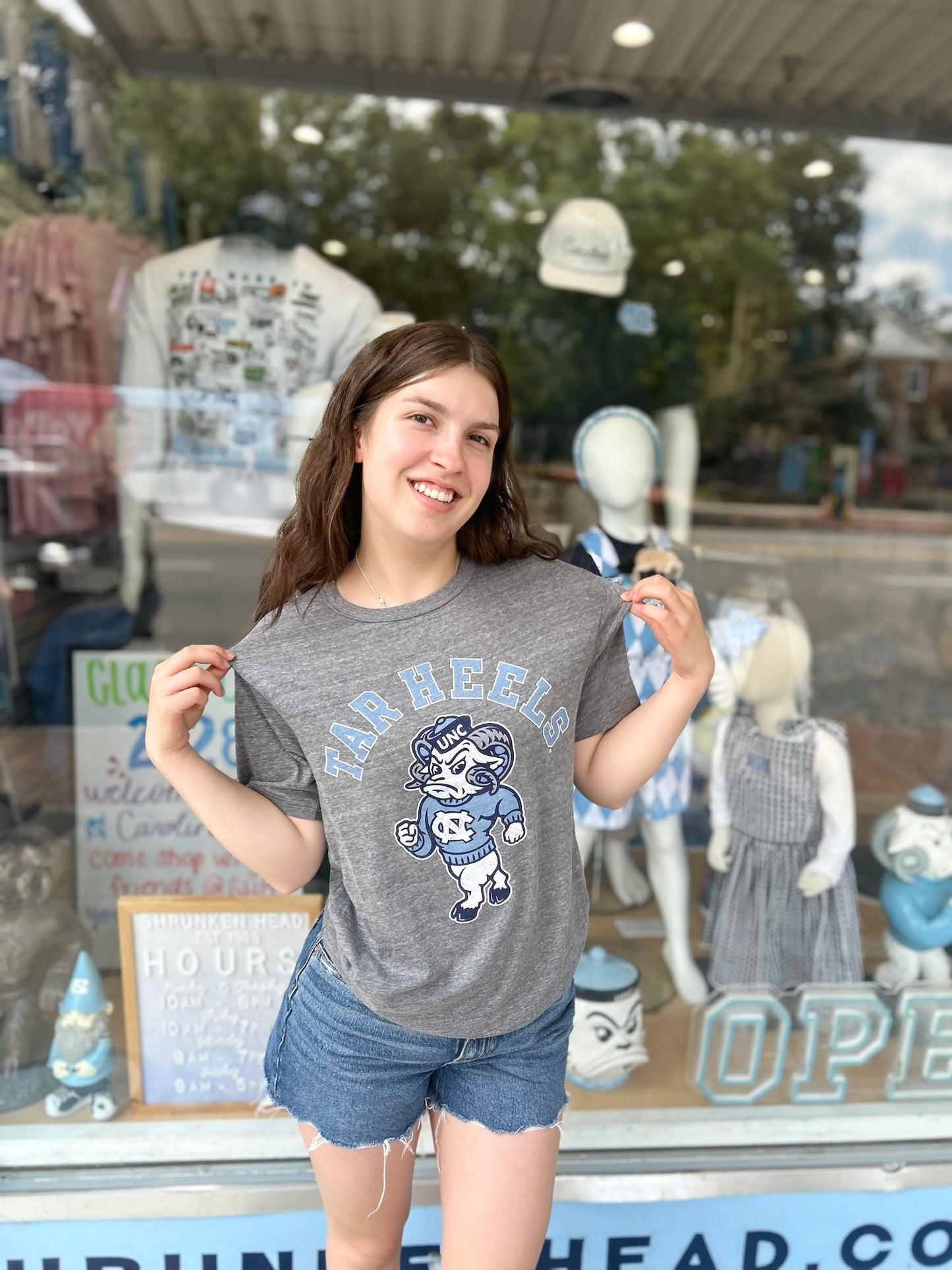 Tar Heels Adult Vintage T-Shirt with Strutting Rameses by League