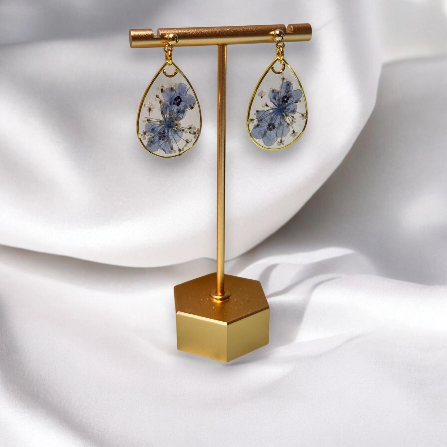 Blue Forget-Me-Not Queen Anne's Lace Resin Teardrop Earrings