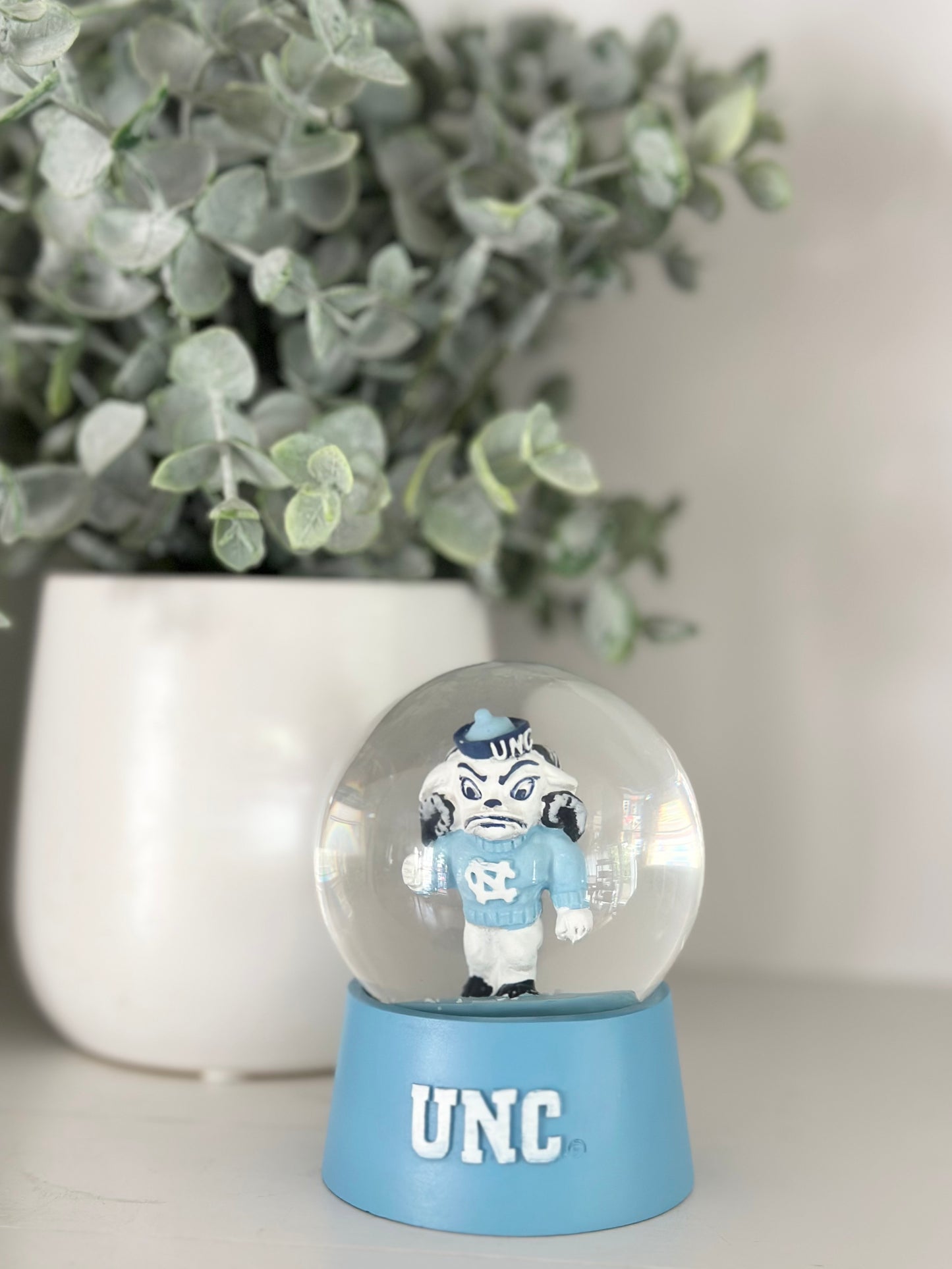 North Carolina Tar Heels Mascot Rameses Snow Globe Mini