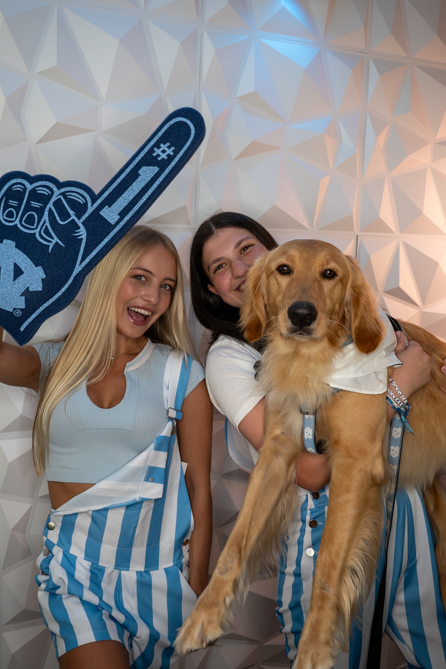 UNC Tar Heels Foam Finger for Carolina Fans 18”