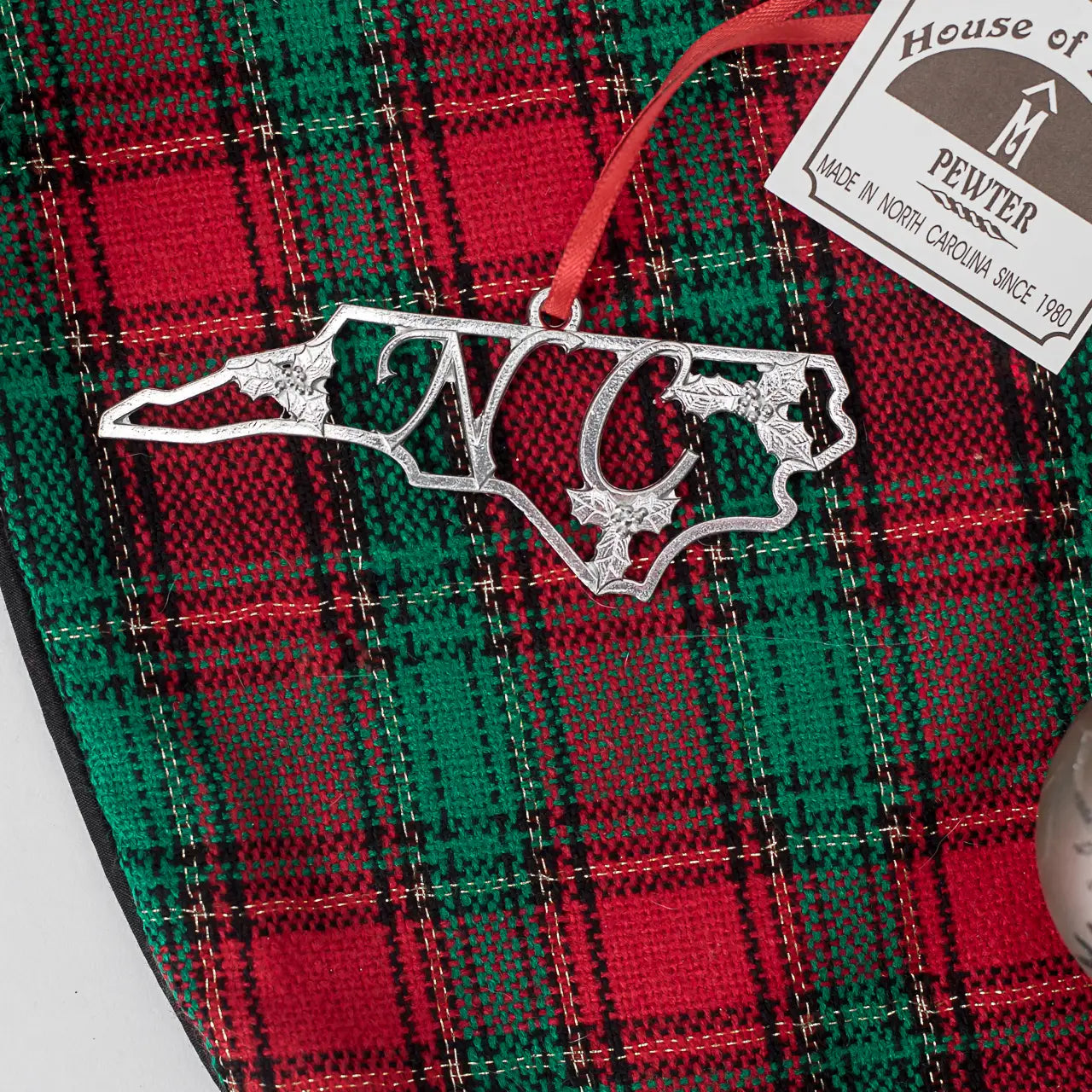 North Carolina Christmas Ornament - Nc Holly State Outline