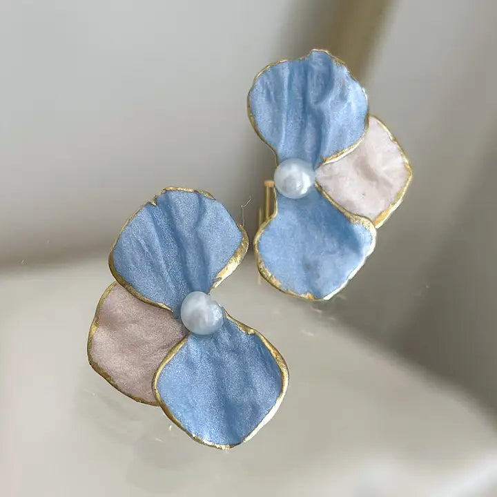 Rosie Earrings - Detail View - AnnaBanana