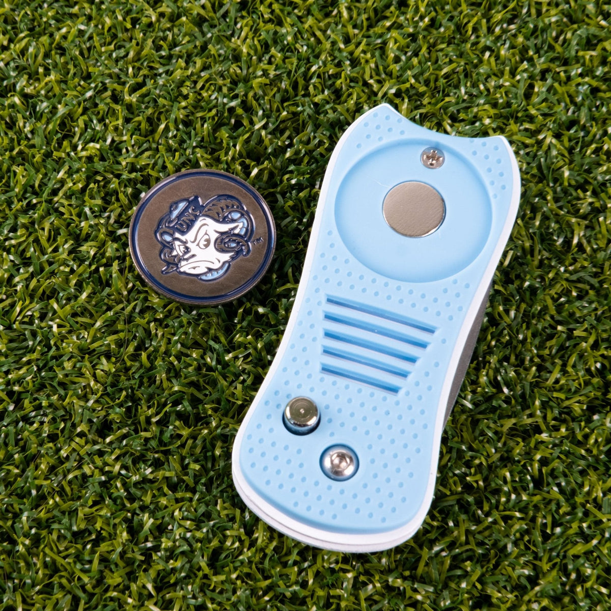 North Carolina Tar Heels Switchblade Divot Tool