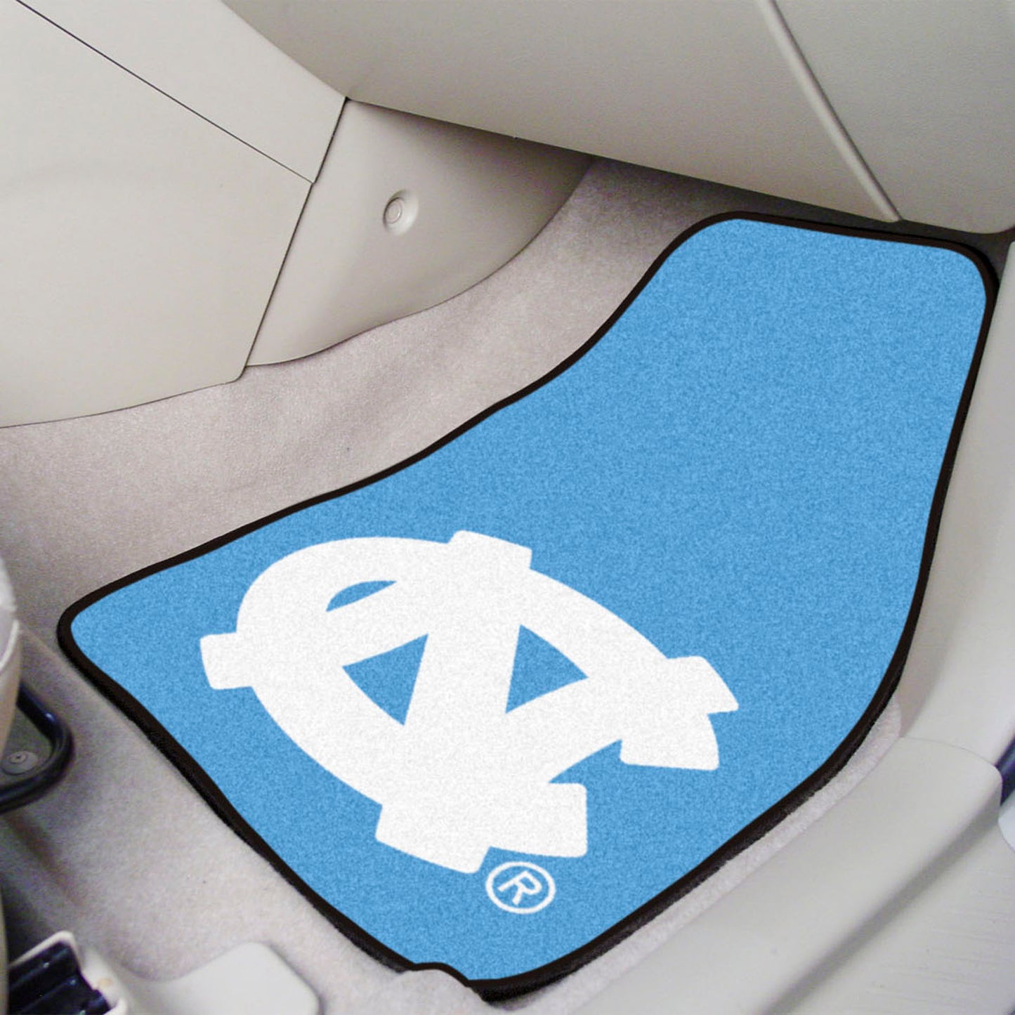 North Carolina Tar Heels 2-pc Carpet Car Mat Set with NC Logo by Fanmats