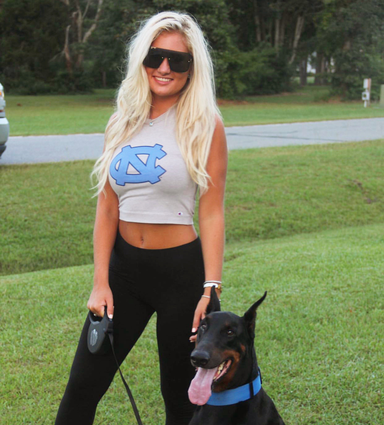 UNC Cropped Tank Top - Athletic Women's Carolina Tar Heels Midi Crop Tank