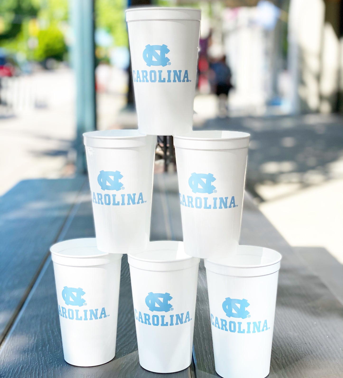 UNC Tar Heels Stadium Cup in White 22 oz